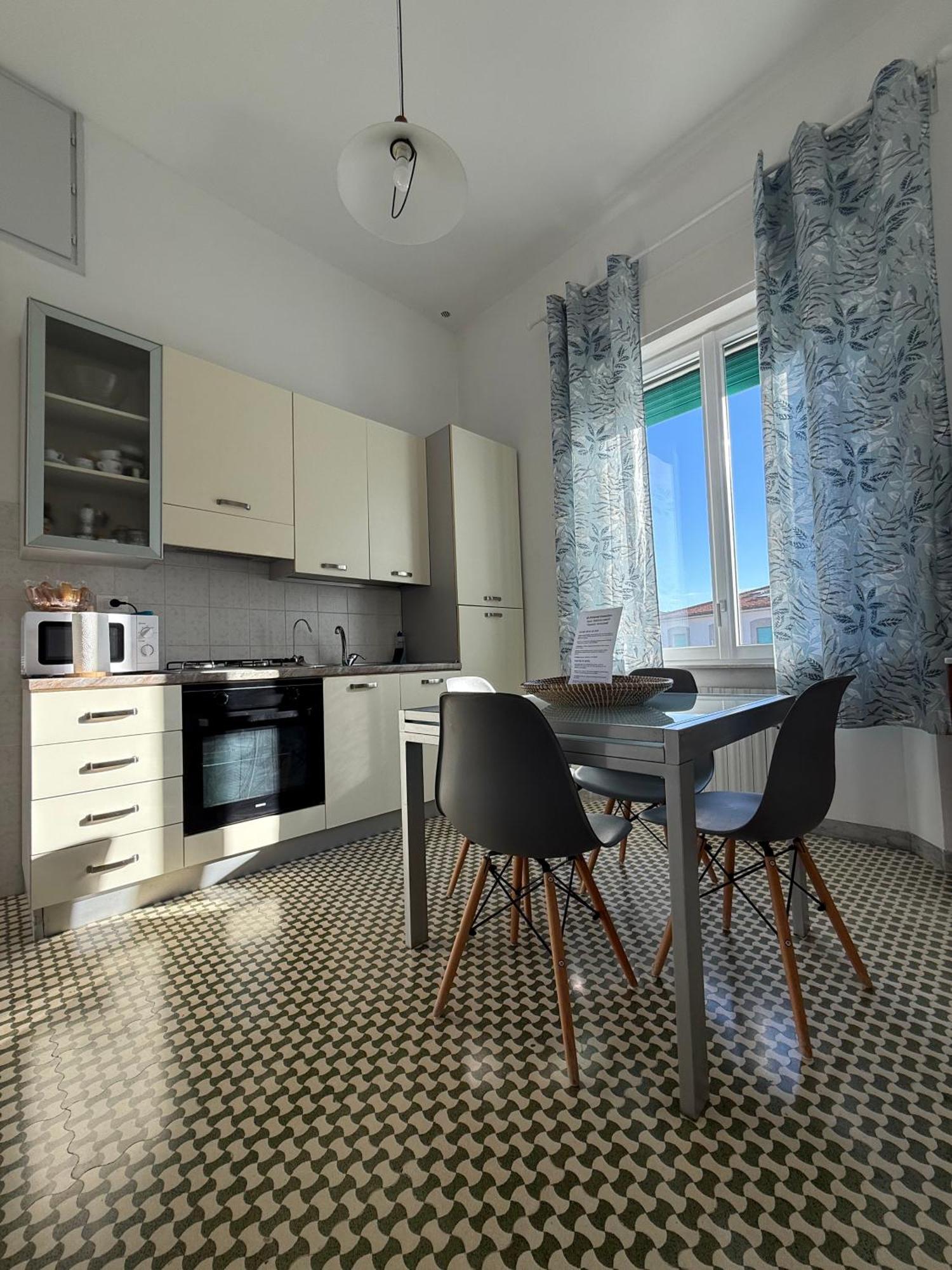 Il Pesce Di Legno Apartment ลีวอร์โน ภายนอก รูปภาพ